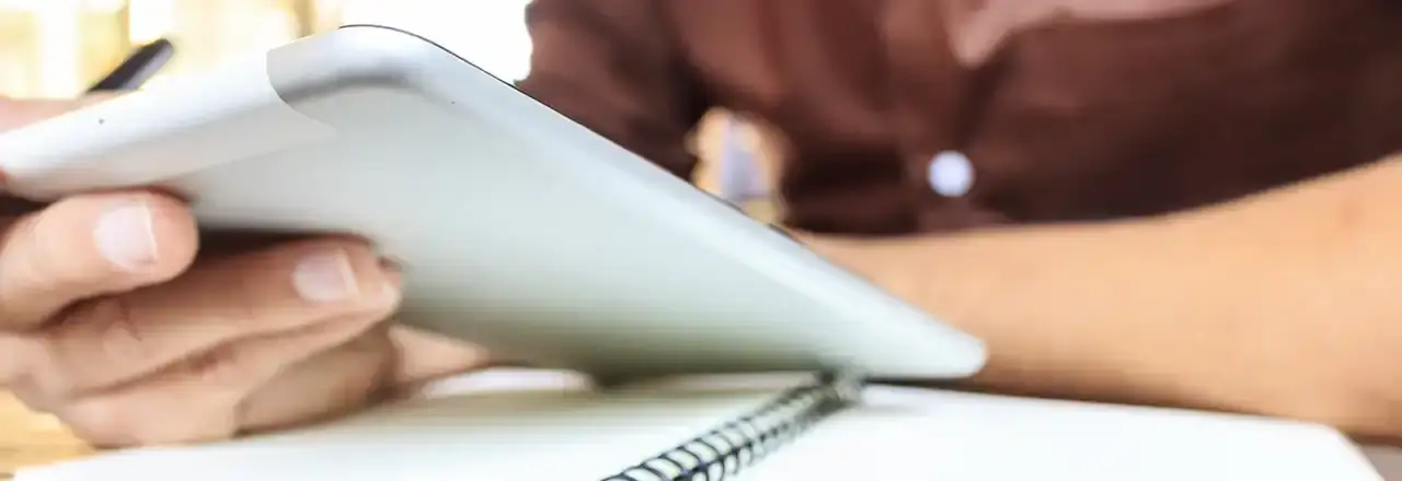 Información sobre RVOES, acuerdos y temas legales UVM